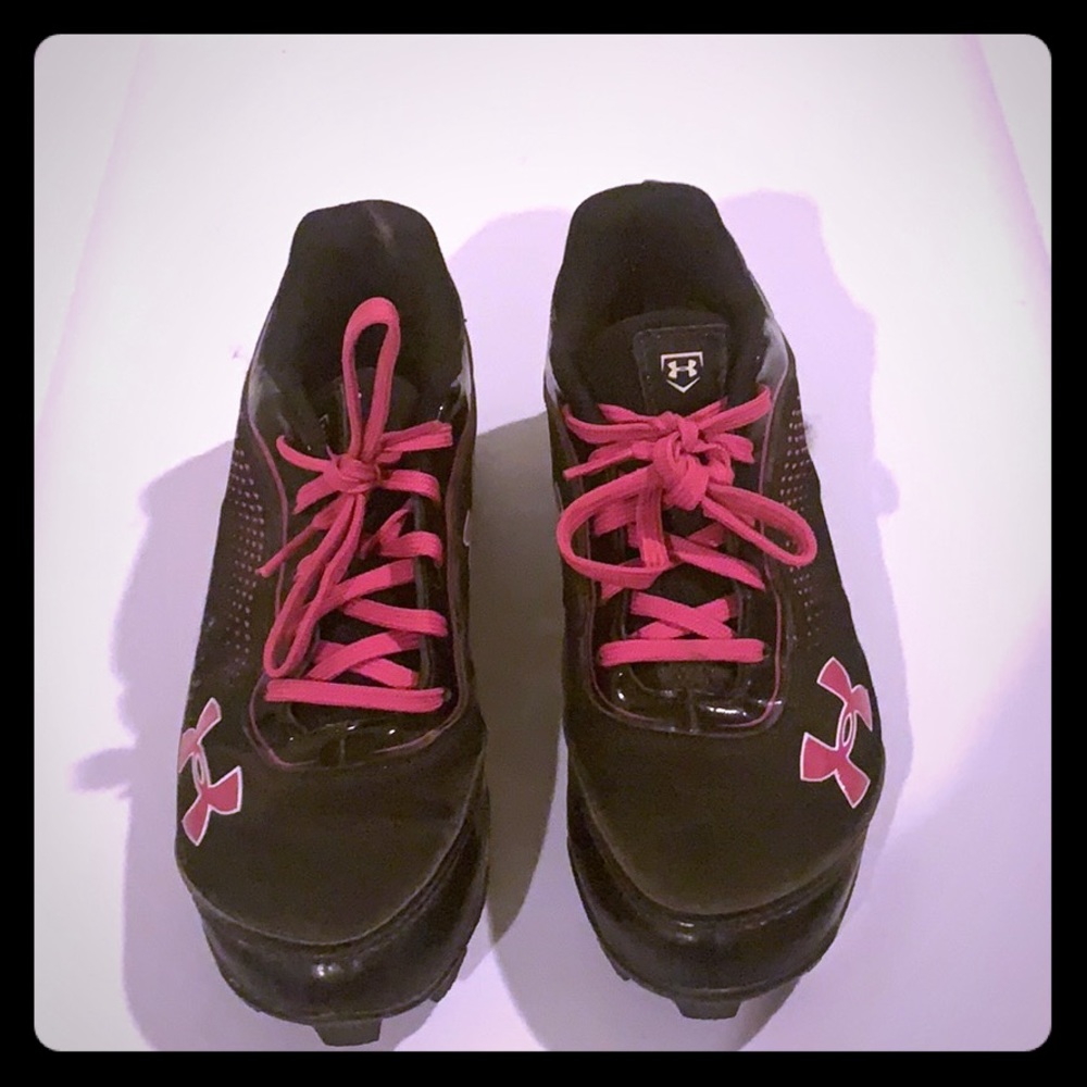 Under Armor Ladies Cleats